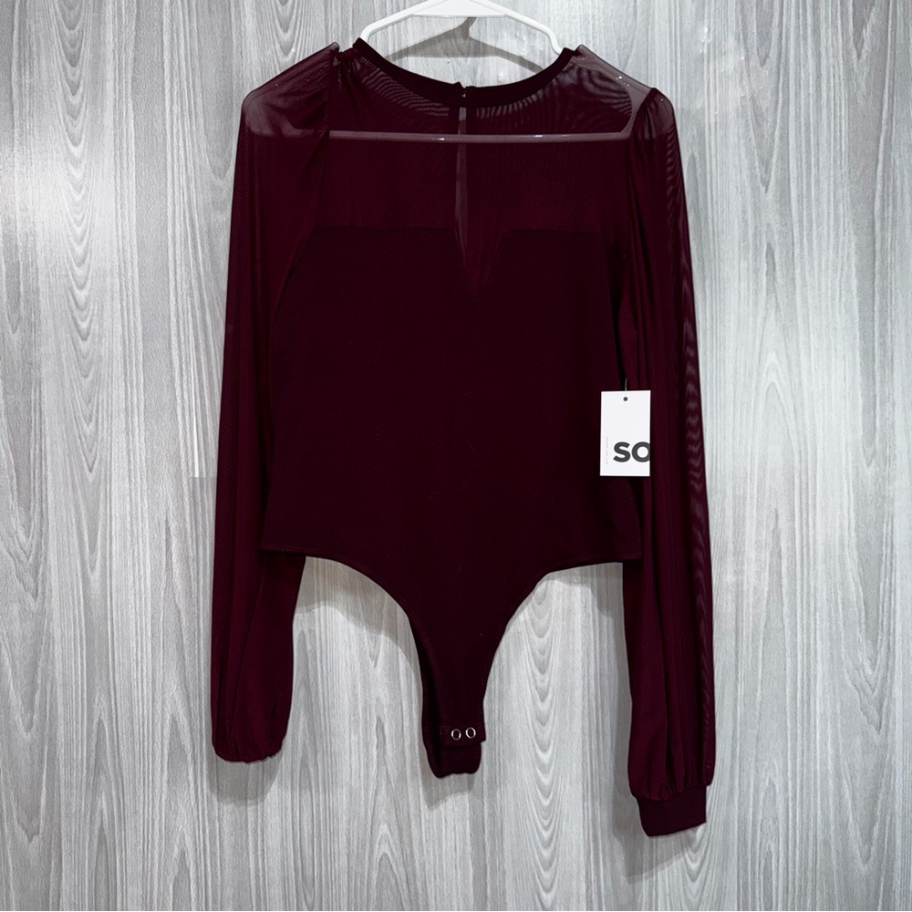 Burgundy Bodysuit Sweetheart Neck Sheer Bloused Flowy Sleeve Sz L Juniors ‎ NWT